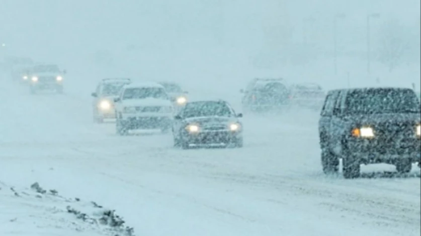 Ձյուն է տեղում, որոշ հատվածներում բուք է․ կան փակ ավտոճանապարհներ