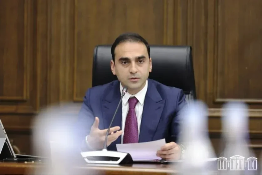 Պետք է բեռանթափել քաղաքի կենտրոնը. Ավինյան