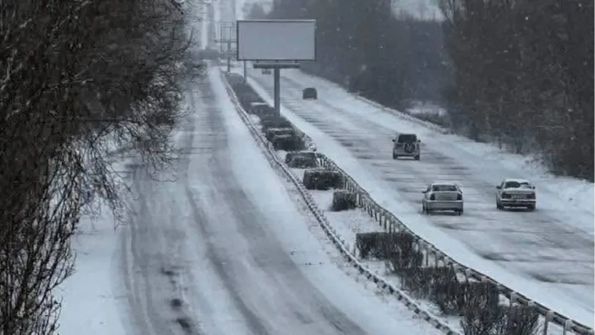 Ավտոճանապարհներին տեղ-տեղ մերկասառույց է