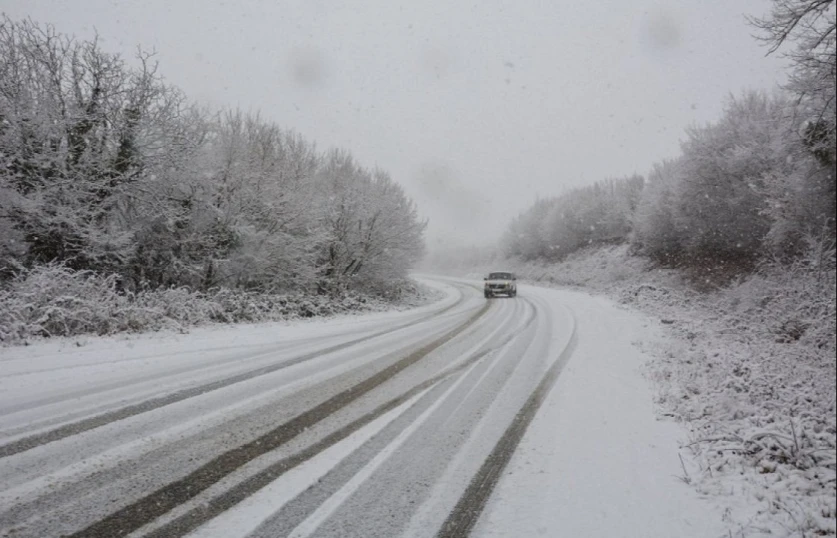 ՀՀ տարածքում կան փակ ավտոճանապարհներ. տեղ-տեղ առկա է մերկասառույց