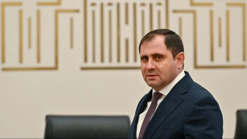 Պաշտպանության նախարարը մեկնաբանել է իր մասնակցությունը ուխտերթին