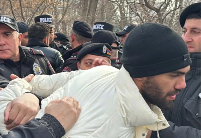 7 անձ ենթարկվել են վարչական ձերբակալման. նոր մանրամասներ Երևանում տեղի ունեցած իրանցիների ցույցից