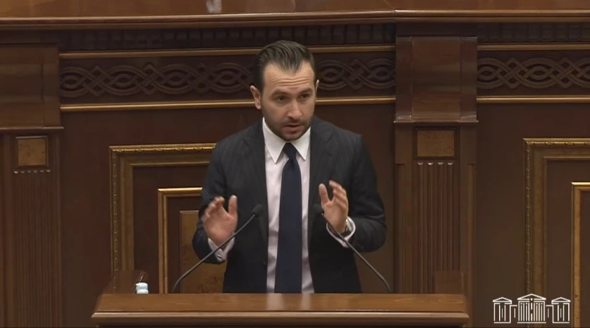 Կտրիճ Ներսիսյանը Սուրբ Գեղարդից մի մաս նվիրել է այլ պետության ներկայացուցչի․ Կոնջորյան