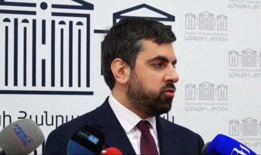 Խանդանյանը՝  Հայաստանով ադրբեջանցիների անխոչընդոտ անցման մասին
