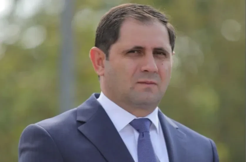 Սուրեն Պապիկյանի անդրադարձը՝ ՀՀ ԶՈՒ հոգևոր ծառայությունը լուծարվելու լուրին