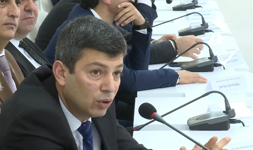 Փորձել ենք փոսալցման աշխատանքներ անել, անձրև է եկել, լվացել տարել է. Գաբրիելյան