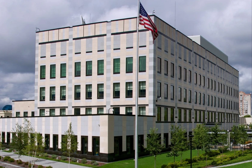 ՀՀ-ում ԱՄՆ դեսպանությունը հաղորդագրություն է տարածել՝ ներգաղթային վիզայի դիմորդների համար