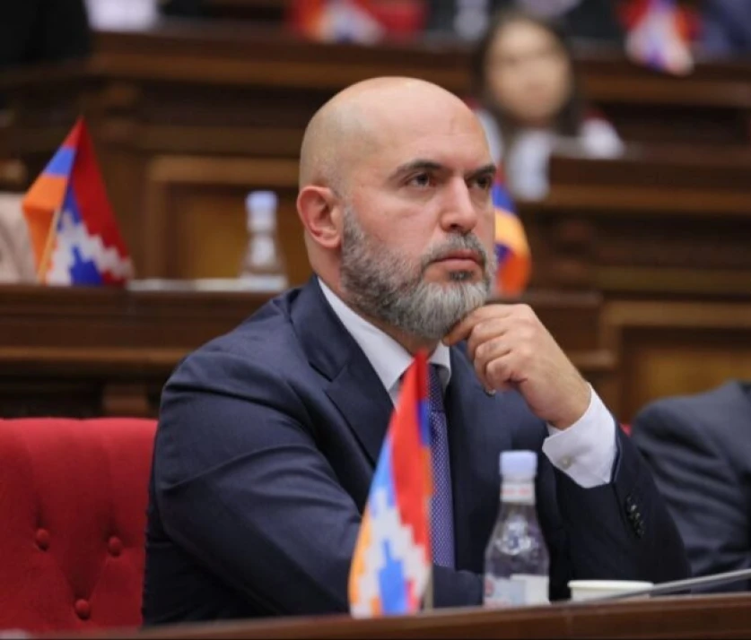 Արմեն Աշոտյանի եղբոր  առանձնատունն ապամոնտաժվեց