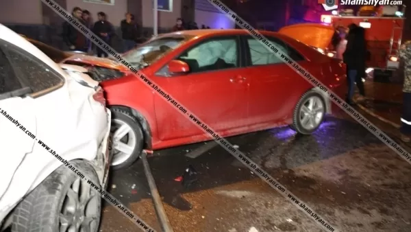 Խոշոր ավտովթար է տեղի ունեցել Երևանում. չորս վիրավոր տեղափոխվել է հիվանդանոց