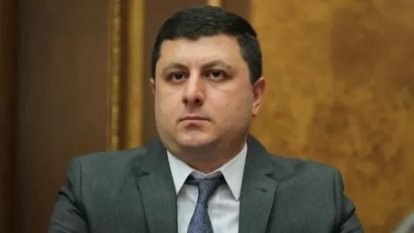 Ո՛չ պաշտպանության նախարարը, ո՛չ ԳՇ պետը, առավել ևս՝ Փաշինյանը, չգիտեն, թե որտեղից սկսեն, ուր շարժվեն. Աբրահամյան 