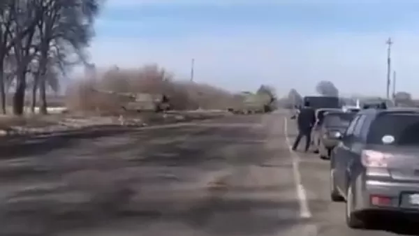 ՏԵՍԱՆՅՈՒԹ.  Վերջ չունեցող զրահատեխնիկայի շարասյունը ուղևորվում է Կիև