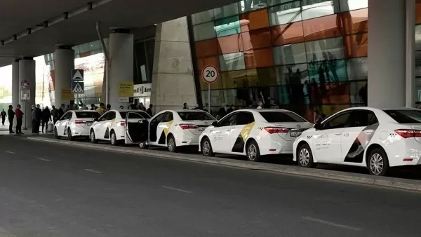 Կառավարությունում քննարկեցին օդանավակայանի տարածքում տաքսիների հարցը 