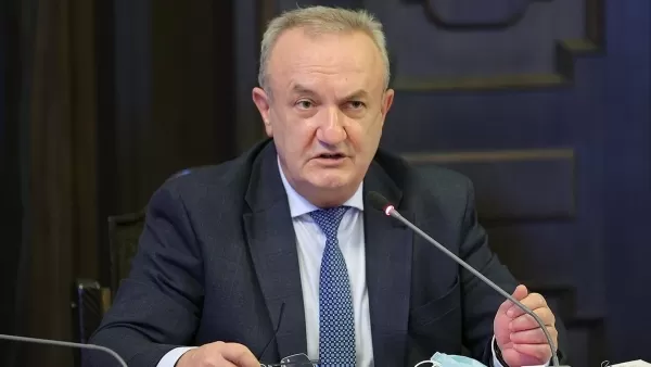Մենք ուզում ենք ամառային դպրոցներ լինեն, մենք պետք է շփվենք մեր հարևանների հետ. Վահրամ Դումանյան