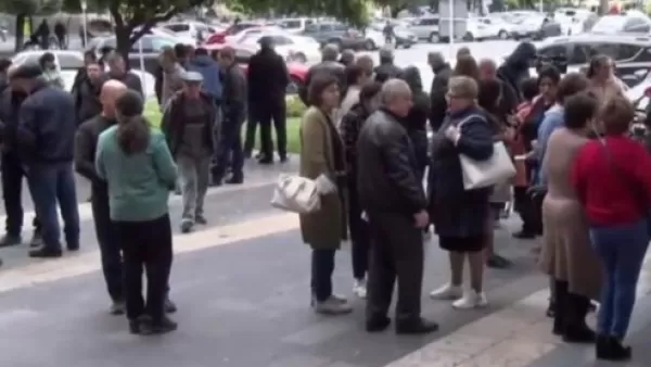 Քաղաքացիները բողոքի են դուրս եկել 