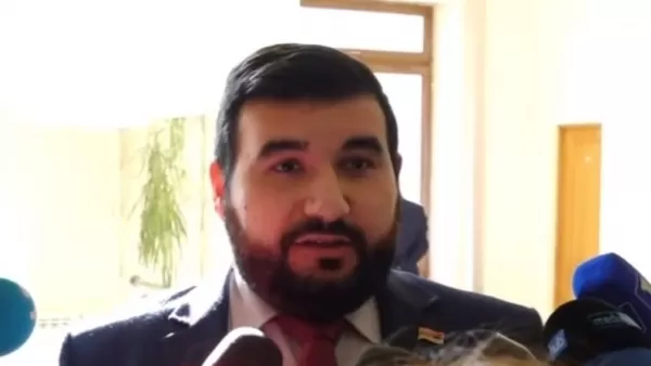 ՏԵՍԱՆՅՈՒԹ․ Լարված իրավիճակ ԱԺ-ում՝ լրագրողների և պատգամավորի միջև 