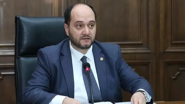 Իմ հրաժարականի հարցը չի քննարկվում. Արայիկ Հարությունյան