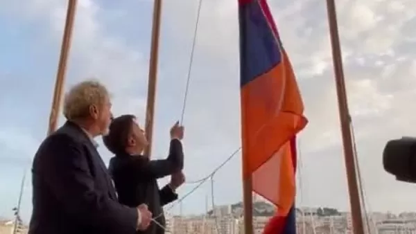 ՏԵՍԱՆՅՈՒԹ․ «Իրավունք չունենք լռելու»․ Մարսելի քաղաքապետը բարձրացնում է հայկական դրոշը քաղաքապետարանի շենքի վրա