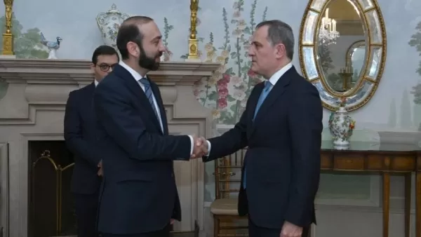 «Հայաստանն ու Ադրբեջանը հաշտվում են Արևմուտքում». ինչ է գրում Коммерсантъ-ը