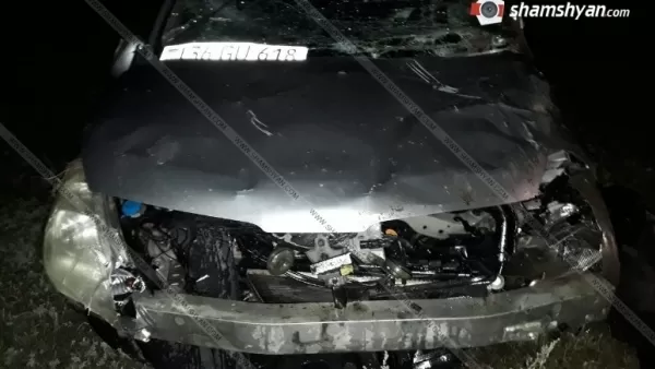 Nissan Tiida-ով բախվել է քարերին և հայտնվել ձորում. վարորդին տեղափոխել են հիվանդանոց