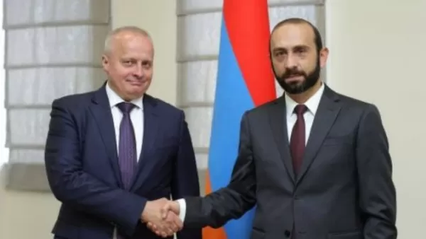 Քննարկվել է Գորիս-Կապան ավտոճանապարհի փակման հարցը. ԱԳ նախարարի հանդիպումը Կոպիրկինի հետ