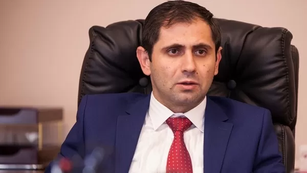 Պապիկյանը աշխատավայրում է, բայց թեստ կհանձնի. ՊՆ