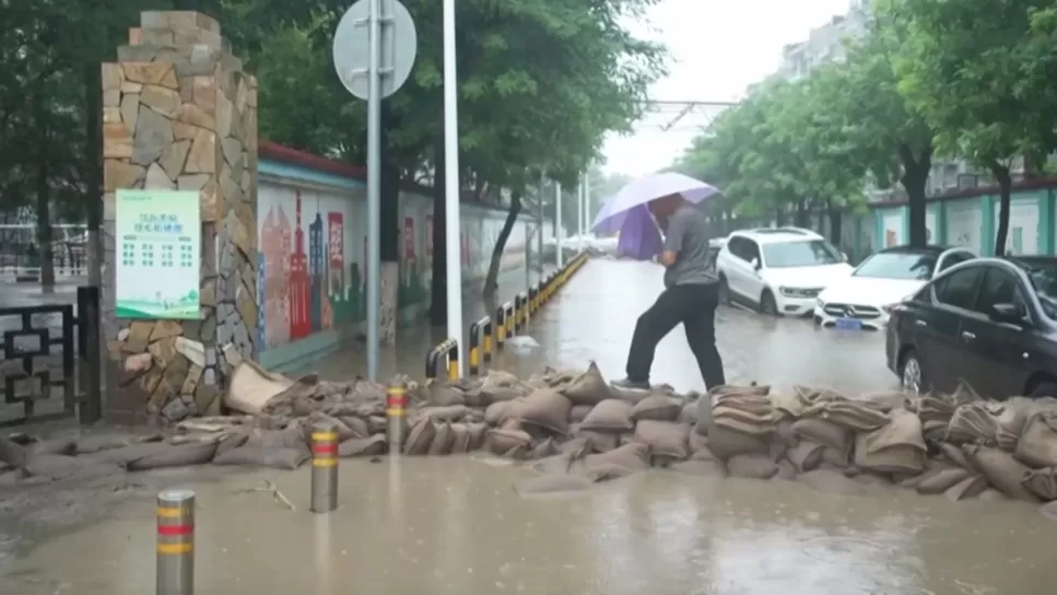 ՏԵՍԱՆՅՈՒԹ. Պեկինում անձրևների հետևանքով 11 մարդ Է զոհվել. անհետ կորածներ կան 