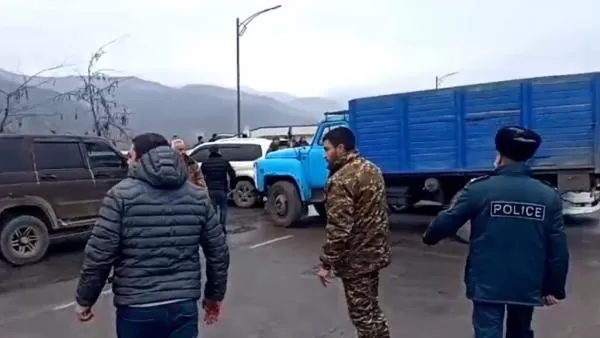 ՏԵՍԱՆՅՈՒԹ. Կապանում բողոքի ակցիայի ժամանակ կրակոցի ձայներ լսվեցին
