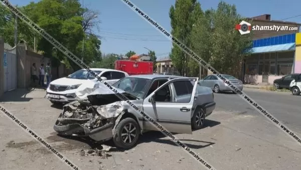 Խոշոր ավտովթար Երևանում. բախվել են ГАЗ 2121-ն ու Volkswagen-ը. կա վիրավոր. Shamshyan com