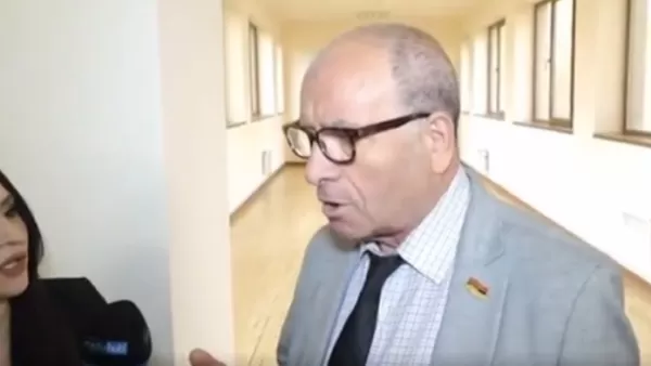 ՏԵՍԱՆՅՈՒԹ. «Էդ խորհրդանիշը բերեք գլխիս տնկեք». ՔՊ պատգամավորը` ԱԺ ամբիոնին Արցախի դրոշը տեղադրելու մասին