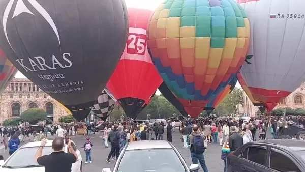 ՏԵՍԱՆՅՈՒԹ․  Հանրապետության հրապարակն այս պահին