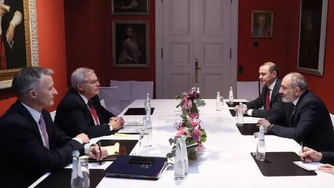 Փաշինյանը հանդիպել է ԱՄՆ Սենատի արտաքին հարաբերությունների հանձնաժողովի նախագահի հետ