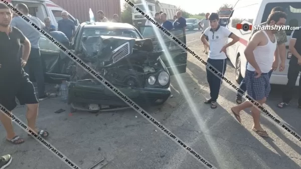 Խոշոր ավտովթար Արարատի մարզում. բախվել են Mercedes-ն ու ГАЗ 53-ը. կա 6 վիրավոր, այդ թվում՝ երեխաներ. Shamshyan. com
