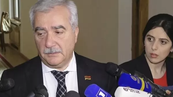 Քոչարյան Անդրանիկը հո հոգեկան հիվանդ չի՞ որոշ մարդկանց պես, որոնք կայծակնային արագությամբ շենքերի գրավում են նախատեսում. Քոչարյան 