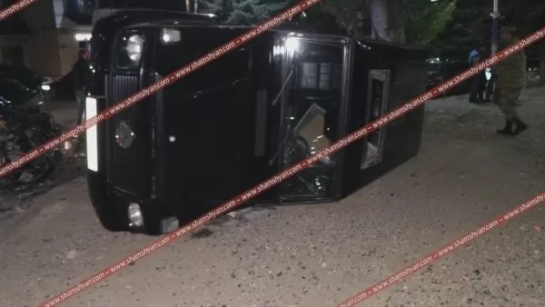Չարենցավանում հայտնի «Բդոն» «յաշիկով» վթարի է ենթարկվել ու կողաշրջվել (լուսանկարներ)