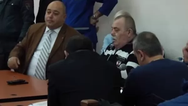 Դատարանը մերժեց Մանվել Գրիգորյանի պաշտպանների՝ դատավորի ինքնաբացարկի միջնորդությունը