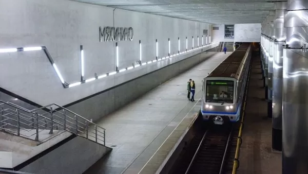 ՏԵՍԱՆՅՈՒԹ. Մոսկվայի մետրոյում վարորդի ինքնազգացողությունը կտրուկ վատացել է. գնացքները կանգնել են