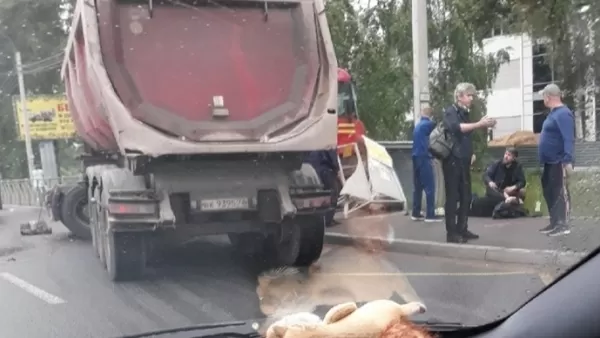 Խոշոր ավտովթար՝ Ռուսաստանում. Բեռնատարը բախվել է կանգառին. տուժածներ կան