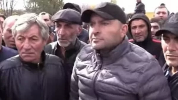 10 հազար տոննա ձուկ է դուրս եկել լճից, իրենք թղթով ցույց են տվել 350 տոննա. ձկնորս