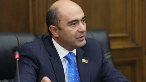 Քաղաքացու՝ բողոք արտահայտելու բոլոր խողովակները խցանված և անարդյունավետ են. Մարուքյան 