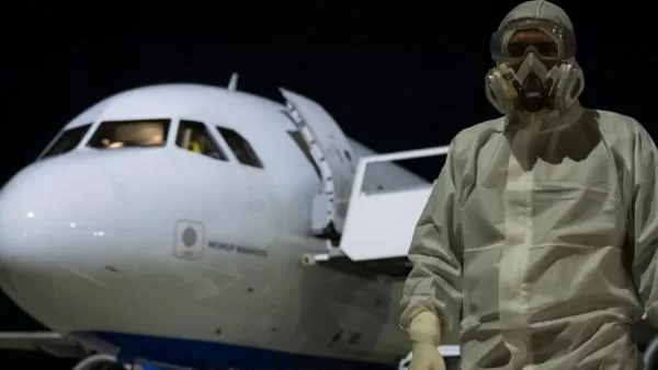 ՏԵՍԱՆՅՈՒԹ․ Հայ աշակերտներին Թբիլիսի տեղափոխող ինքնաթիռը վայրէջք է կատարում Թբիլիսիի միջազգային օդանավակայանում