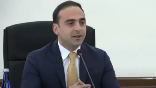 Քաղաքը պետք է ազատվի գովազդային աղբից․ Ավինյան