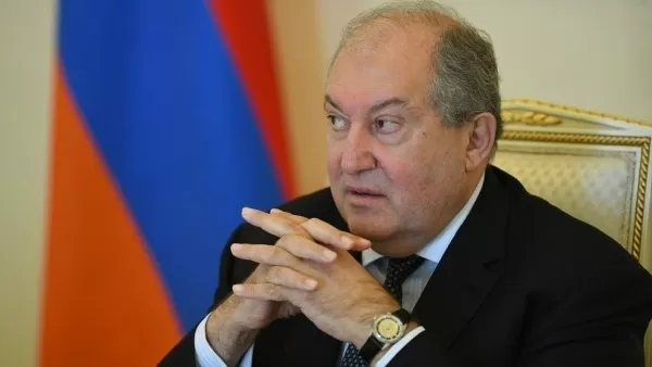 Նախագահ Արմեն Սարգսյանը վերադարձել է բնականոն աշխատանքային ռեժիմի 