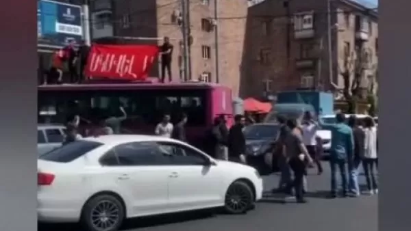 ՏԵՍԱՆՅՈՒԹ․ Ցուցարարները փողոց են փակել 