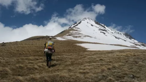 Արագած լեռան վրա մոլորված 20-ամյա ՌԴ քաղաքացին հայտնաբերվել է. ԱԻՆ