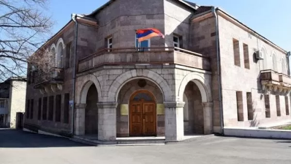 Դատապարտում ենք Ադրբեջանի կողմից հոսպիտալի գնդակոծությունը. Արցախի ԱԳՆ
