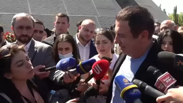 Ես պետք է ճոխ հարսանիք անեմ, դու՝ չէ․ հո իմ պես հարսանիք չե՞ս անելու․ Գագիկ Ծառուկյանը՝ լրագրողին