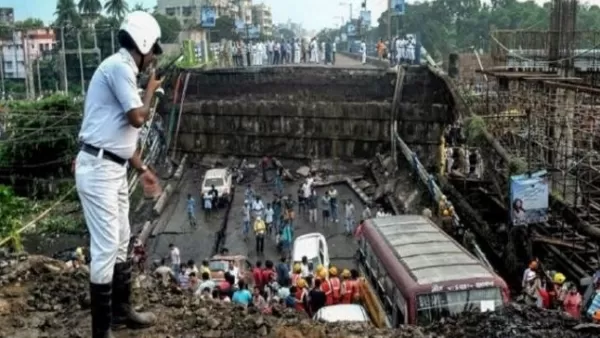 Պակիստանում կամուրջի է փլվել, 24 մարդ մահացել է