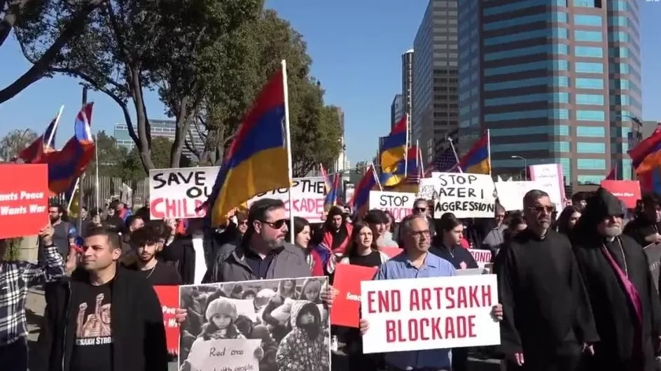 ՏԵՍԱՆՅՈՒԹ․ Լոս Անջելեսում հայերը բողոքի ցույց և քայլարշավ են կազմակերպել դեպի Ադրբեջանի հյուպատոսարան