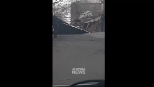 ՏԵՍԱՆՅՈՒԹ․ Երևանում 5 հարկանի շենքի տանիքը պոկվել և ընկել է մեքենաների վրա 