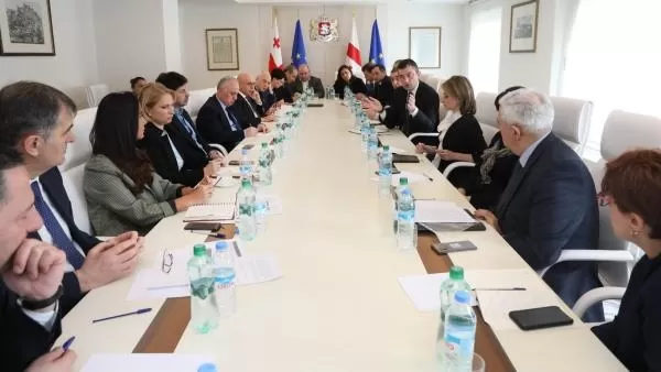 Վրաստանի սահմանային անցակետերում կորոնավիրուսի տարածման հետ կապված օտարերկրյա քաղաքացիների համար նոր կարգ է գործելու